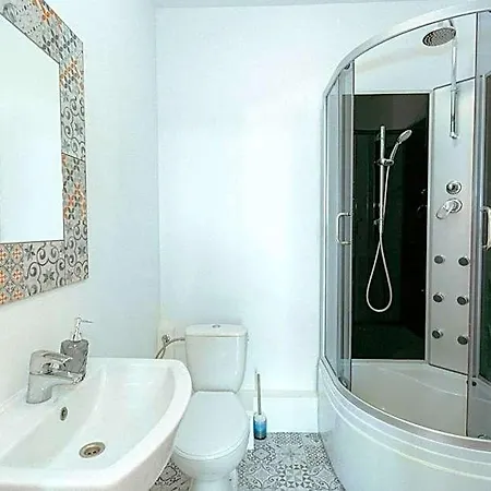 Metro Kabaty Hostel Varsó