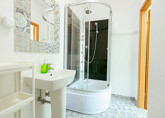 Metro Kabaty * Warsaw