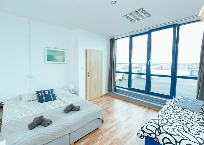 Metro Kabaty * Warsaw