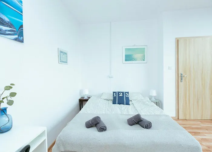 Metro Kabaty Hostel Warsaw